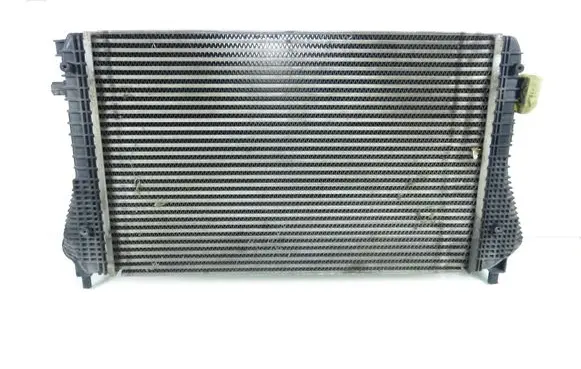 Volkswagen Tiguan Intercooler radiator 3C0145805AD
