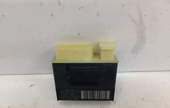 Coolant fan relay