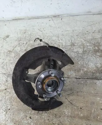Volvo S40 Front wheel hub