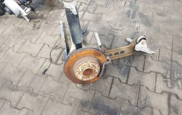 Opel Insignia B Rear wheel hub spindle/knuckle 22949387