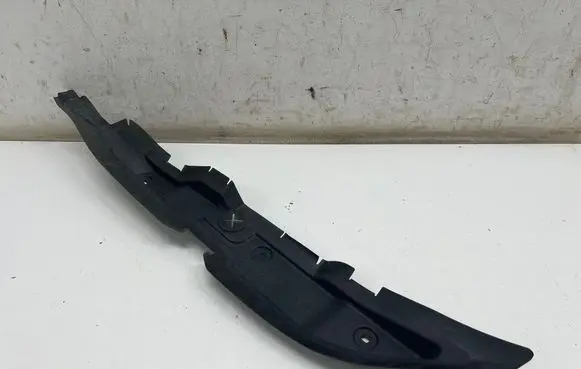 Mercedes-Benz EQE v295 Fender end trim A2958890100