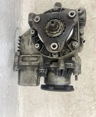 Audi A3 S3 8V Gearbox transfer box case 409053S