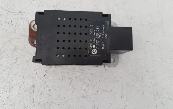 Volkswagen Golf V Other control units/modules 5M0035570