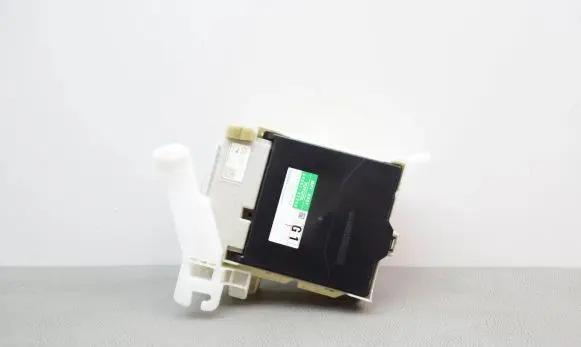 Toyota Prius (XW30) Fuse module 8922147290