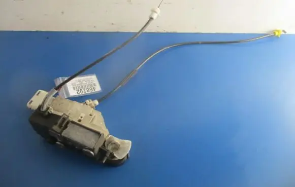 Fiat Scudo Front door lock 9681335380