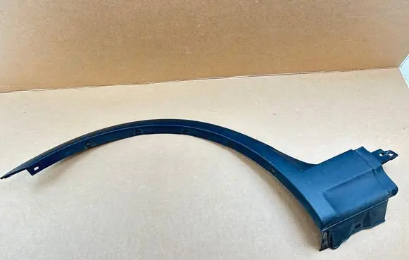 BMW X3 E83 Front arch trim 340581703
