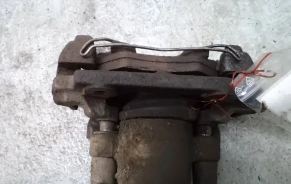 Ford Fiesta Front brake caliper