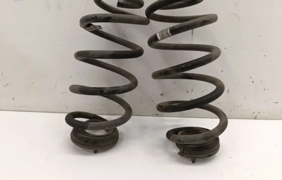 BMW 2 F44 Rear coil spring