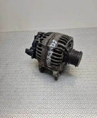 Skoda Octavia Mk2 (1Z) Generator/alternator 0124525066 06F903023F