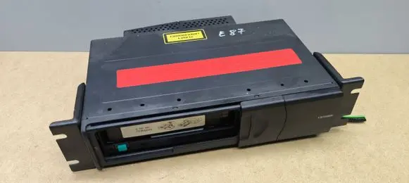 BMW 1 E81 E87 CD/DVD changer 6977759