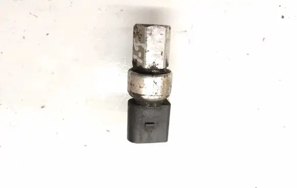 Skoda Superb B6 (3T) Air conditioning (A/C) pressure sensor 1K0959126A