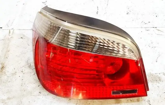 BMW 5 E60 E61 Rear/tail lights 6910767 2VP008679