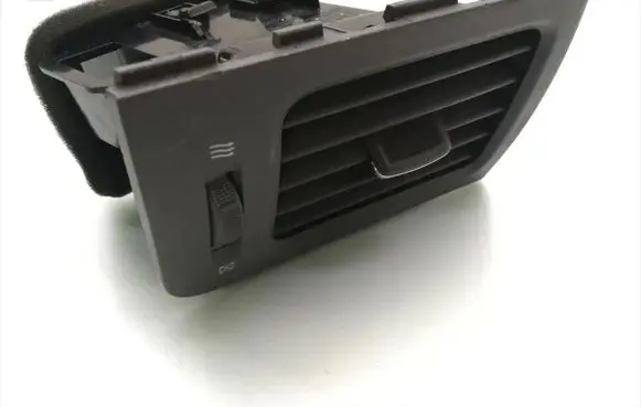 Nissan X-Trail T31 Dashboard side air vent grill/cover trim 68760-JG40A