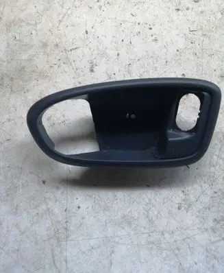 Ford Mondeo MK IV Front door interior handle trim 6M21U226A37