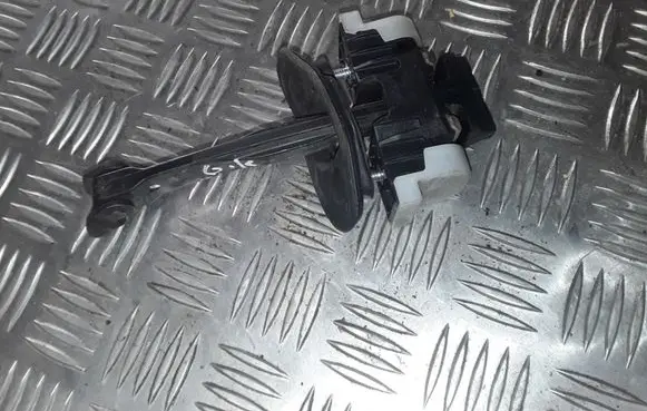 Opel Insignia A Rear door check strap stopper 13229108