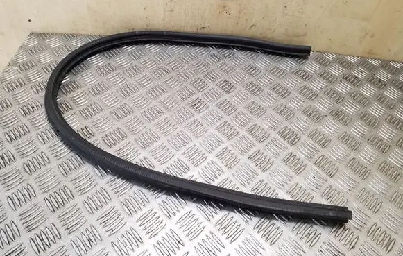 Seat Exeo (3R) Engine compartment rubber 8E0823723B