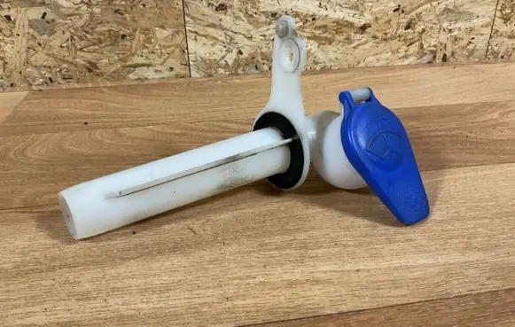 Ford Focus C-MAX Window washer liquid tank fill tube 3m5117b644 1761