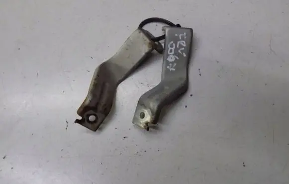 Honda FR-V Muffler mount bracket/holder zxc122343bh5yk989