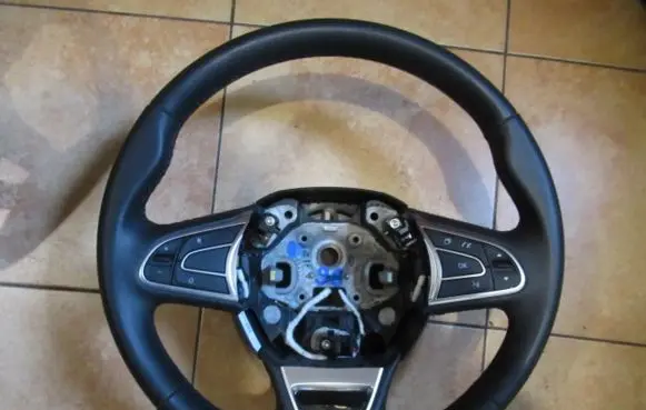 Renault Kadjar Steering wheel