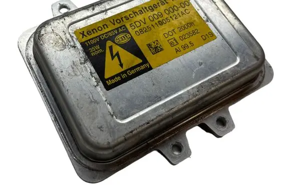 BMW 5 E60 E61 Headlight ballast module Xenon E1023582 5DV00900000 082511005121AC