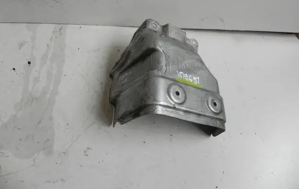 Skoda Fabia Mk1 (6Y) Exhaust heat shield 03E253235D VD9691