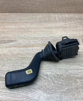 Opel Zafira A Wiper control stalk 090243395 501392
