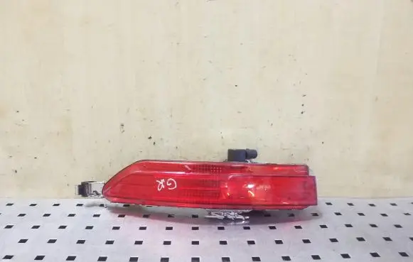 Volkswagen Touareg II Rear fog light 7P6945702F