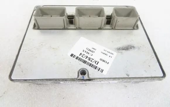 Ford C-MAX I Engine control unit/module 5M5112A650RC