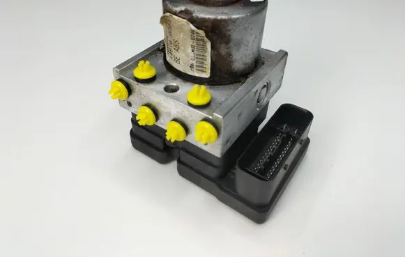 Toyota Yaris ABS Pump 445100D031 06210207464