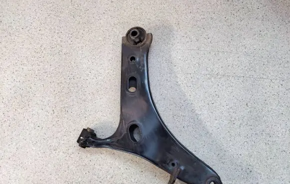 Subaru Forester SJ Front lower control arm/wishbone