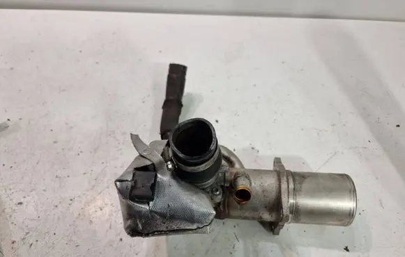 Audi A6 S6 C7 4G EGR valve cooler 04L131512A 060619 081598