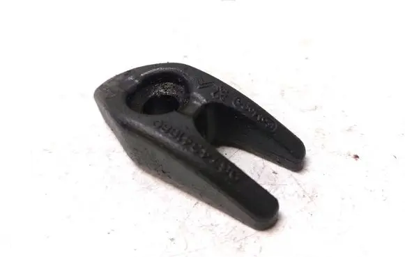 Ford Galaxy Fuel Injector clamp holder 9674341880