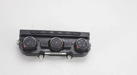 Volkswagen Tiguan Climate control unit 561907426F