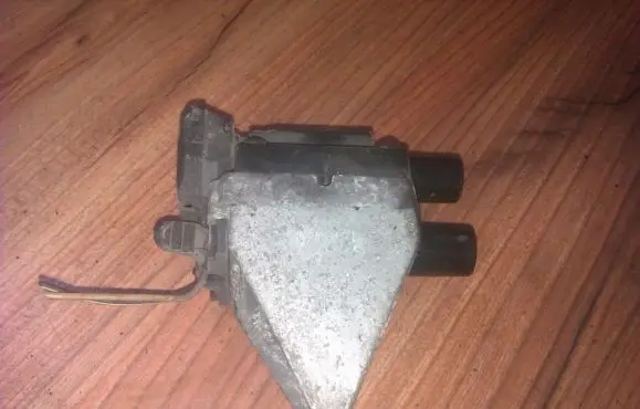 Mercedes-Benz C W202 High voltage ignition coil 0001582485