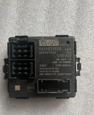 Volkswagen PASSAT B8 Other control units/modules 5QS907530A