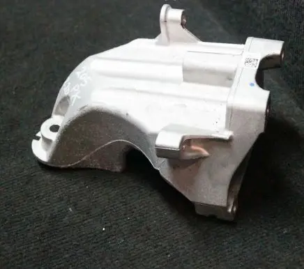 Mercedes-Benz C W205 Engine mounting bracket A6512234204