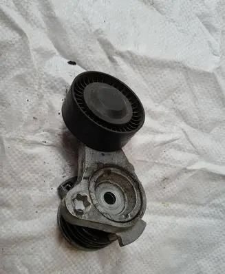 BMW 3 E90 E91 Alternator belt tensioner 13510