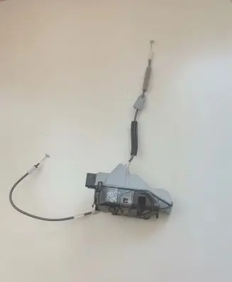 Opel Corsa F Front door lock 292848