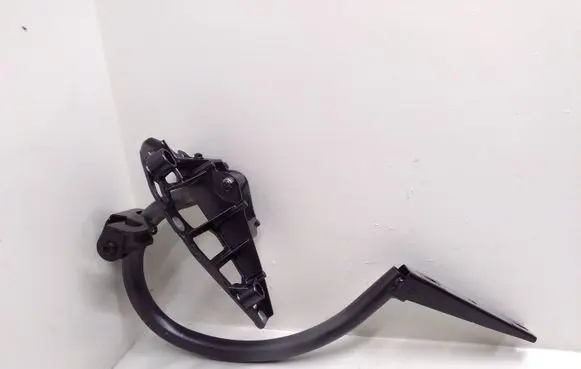 Mercedes-Benz C W205 Tailgate/trunk/boot hinge
