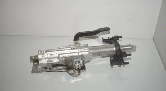 Steering wheel axle set