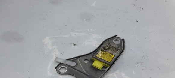 Toyota Avensis Verso Airbag deployment crash/impact sensor NOCODE