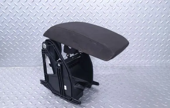 Skoda Octavia Mk3 (5E) Armrest 5E0864207