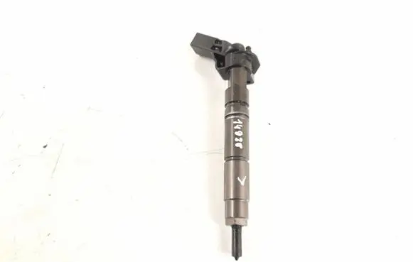 Mercedes-Benz R W251 Fuel injector 6420701387 6420701987