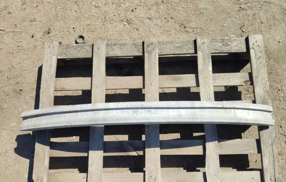 Volkswagen PASSAT B5 Front bumper cross member