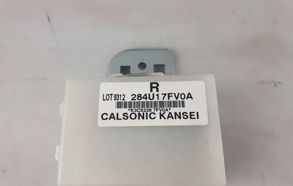 Nissan X-Trail T32 Video control module 284U17FV0A