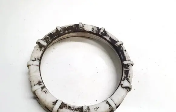 Honda CR-V In tank fuel pump screw locking ring/nut 