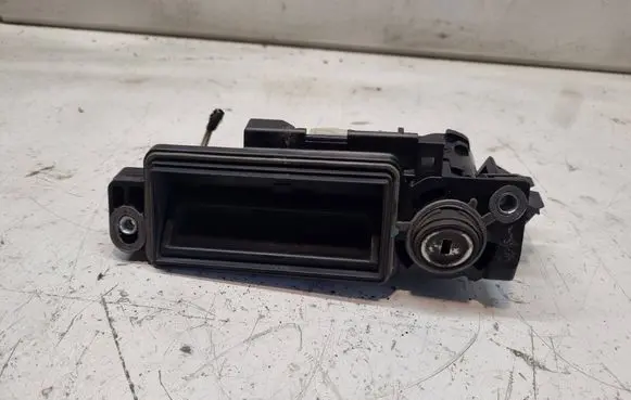 Mercedes-Benz CLS C219 Tailgate/trunk/boot exterior handle 708000620 A2037500693