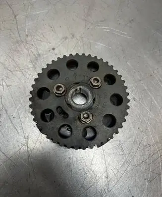 Volkswagen PASSAT B6 Camshaft pulley/ VANOS 03L109111
