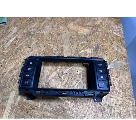 Jaguar F-Pace Radio/GPS head unit trim GX7319F211PB 18010910835X