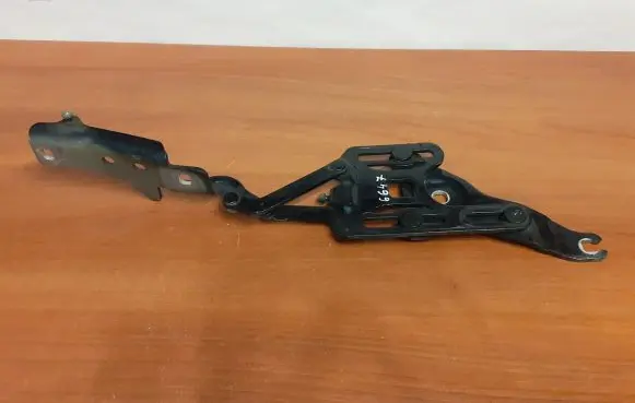 BMW X5 E70 Engine bonnet/hood hinges 7148347 6647